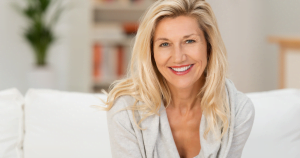 jak dbać o skórę i włosy w okresie menopauzy